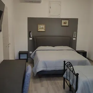 La Rondine Bed Ficarazzi