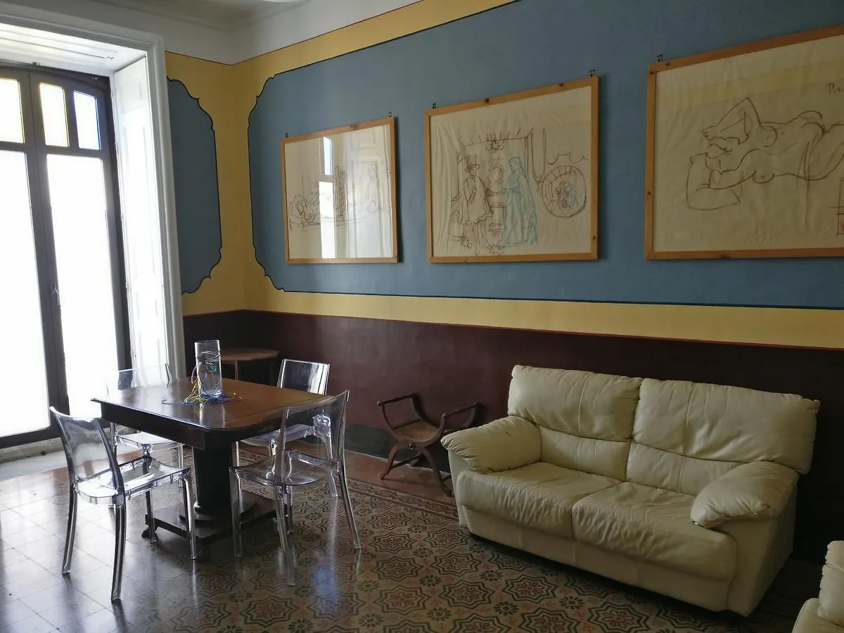 B&B Porta della Terra Militello in Val di Catania 0*,  Italia